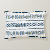 トライバルブルーホワイトムードクロス アクセントクッション (正面)