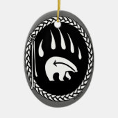 トライバルベアアートオーナメントベアキープサケ&ギフト セラミックオーナメント (正面)