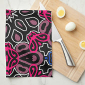 トライバルモダンパターンのドアのバナー キッチンタオル (四つ折り)