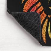 トライバル抽象芸術オレンジライオン顔 マウスパッド (コーナー)