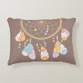 トライバル・ボホ・ドリームキャッチャー・オン・ブラウン アクセントクッション (正面)