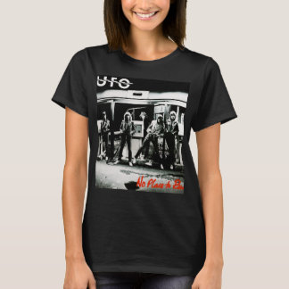 トライフィズの木と白 – ツリーby Martyn Casey Tシャツ