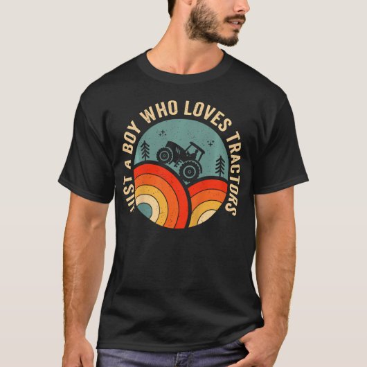 トラクターが大好きな男の子 Tシャツ (正面)