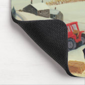 トラクターによってヒツジに干し草を持って行くこと マウスパッド (コーナー)