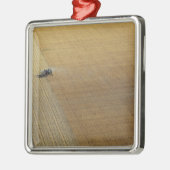 トラクターの収穫 メタルオーナメント (左)