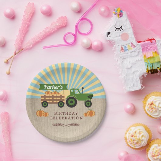 トラクターハイライドパンプキンバースデーパーティー ペーパープレート (パーティー)
