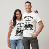 トラクターパパ:通常のパパのように Tシャツ (ユニセックス)