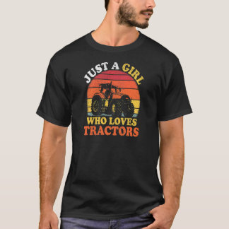 トラクターヴィンテージトラクターが大好きな女の子 Tシャツ