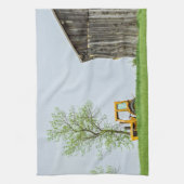 トラクター付き納屋シーン キッチンタオル (縦)