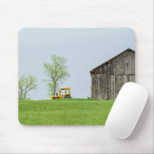トラクター付き納屋シーン マウスパッド (マウス)