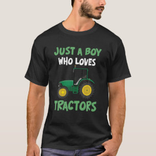 トラクター農場が大好きな少年 Tシャツ