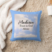 トラストインゴッドブルースカイ名前をカスタムする 感動的 クッション (ブランケット)