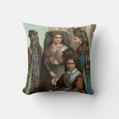 トラッエレガントチのドイツ人女性アンティークコスチューム クッション (正面)