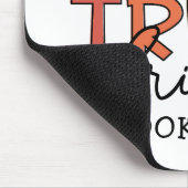 トラックおもしろい運転手 |牽引素晴らしトラックドライバー マウスパッド (コーナー)