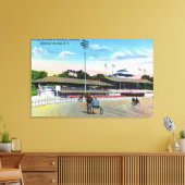 トラックで朝のトレーニングを得る馬 キャンバスプリント (インサイチュ (リビング))