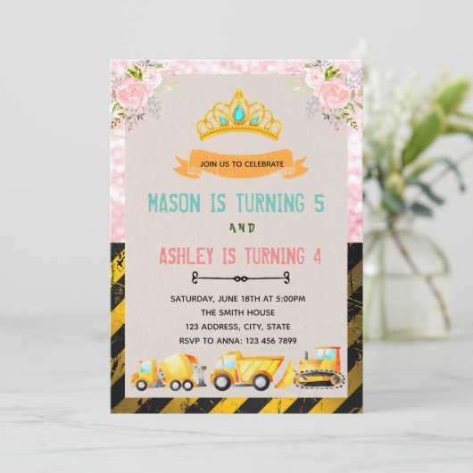 トラックとティアラスの誕生日パーティーの招待 招待状 (スタンド正面)