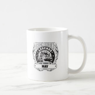 トラックの運転レジェンド生まれが5月に コーヒーマグカップ