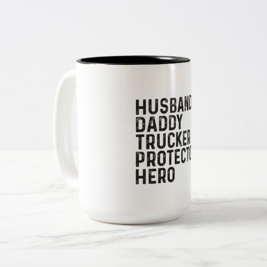 トラックの運転手の夫のお父さんのトラック運転手の父の日 ツートーンマグカップ (正面左)