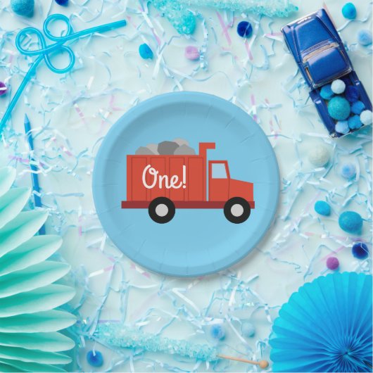 トラックカーキュートボーイ子供の誕生日パーティーテーマ ペーパープレート (パーティー)