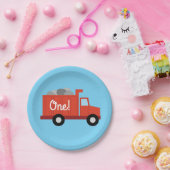 トラックカーキュートボーイ子供の誕生日パーティーテーマ ペーパープレート (パーティー)