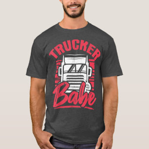 トラックユニークカーBabeトレーラートラックドライバーの女性 Tシャツ