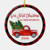 トラック初めてのクリスマスとして祖父母レッドプレイド セラミックオーナメント (裏面)
