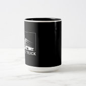 トラック生まれへ（白） ツートーンマグカップ (中央)