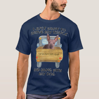 トラック運転犬Xoloitzcuintli Tシャツ