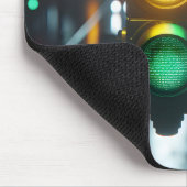 トラヒックライトオ白熱［赤熱］光を放つンシティ通り マウスパッド (コーナー)