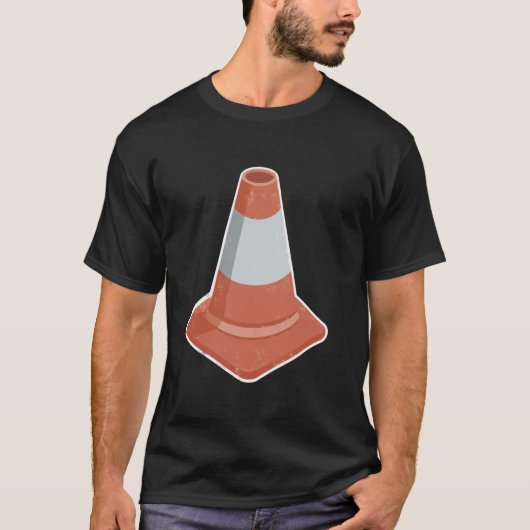 トラフィックコーンダーツ観客 Tシャツ (正面)