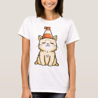 トラフィックコーンハットでドリーミー猫 Tシャツ