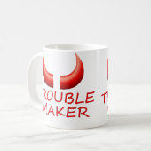 トラブル・メーカー及び悪魔の角の大きいコーヒー・マグ コーヒーマグカップ (正面左)