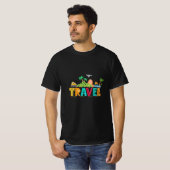 トラベカラフルルTシャツ – Adventure Awaits in Ever Tシャツ (正面フル)