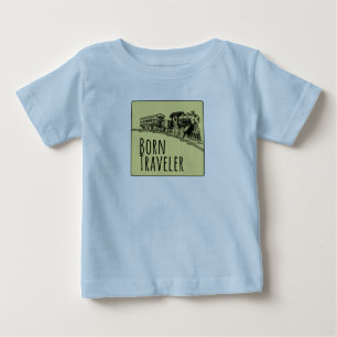 トラベラ生まれートレインイラストレーション黄色の背景 ベビーTシャツ