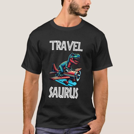 トラベルサウルス面白いティラノサウルス Tシャツ (正面)