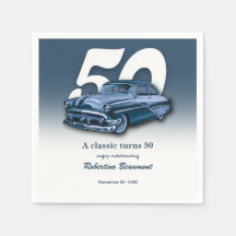 トラベル クラシックブルーの車が50歳の誕生日を迎える