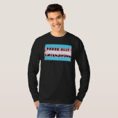 トランスジェンダーの猫トランスジェンダー国誇りを持った旗 Tシャツ (正面フル)