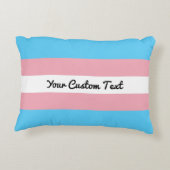 トランスジェンダープライドフラグとカスタム文字 アクセントクッション (裏面)
