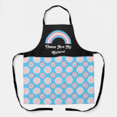トランスジェンダープライドフラグと虹と文字/青 エプロン (正面)
