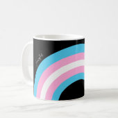 トランスジェンダーレインボープライドフラッグモノグラムコーヒーマグ コーヒーマグカップ (正面左)