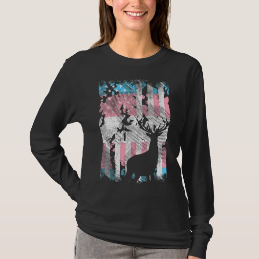 トランスジェンダー米国迷彩柄フラッグ鹿狩りトランスプライドトラ Tシャツ (正面)