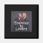 トランプおもしろいとバイデン氏キスをする マグネット (正面)
