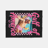 トランプおもしろいシャツガルフオブアメリカEst 2025 _1 フリースブランケット (正面(横))