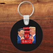 トランプおもしろいミームおもしろい キーホルダー (正面)