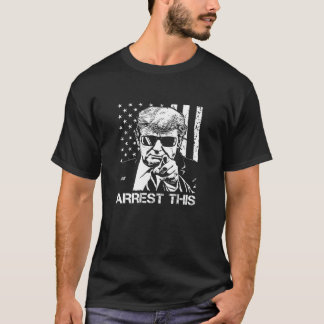 トランプおもしろい逮捕このアメリカ国旗のトランプ2024O Tシャツ