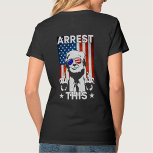 トランプおもしろい2024逮捕このアメリカ国旗2面 Tシャツ