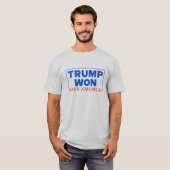 トランプがアメリカ救に勝った Tシャツ (正面フル)