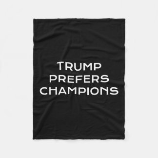 トランプがチャンピオンを好おもしろいむ – 政治的な風刺 フリースブランケット