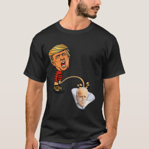 トランプがバイデンに小便 Tシャツ