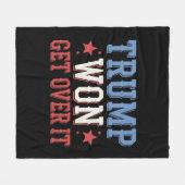 トランプが勝利2024を乗り越える フリースブランケット (正面(横))